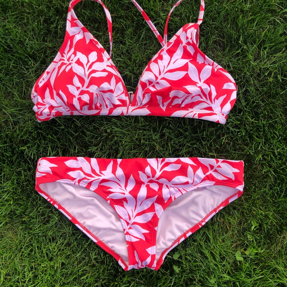 Bathing suit